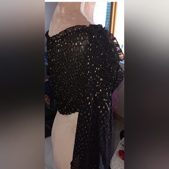 Charlotte Russe ~ Black Metallic Gold Dot Lace-Up Crop Top – 90s Retro - Picture 7 of 14